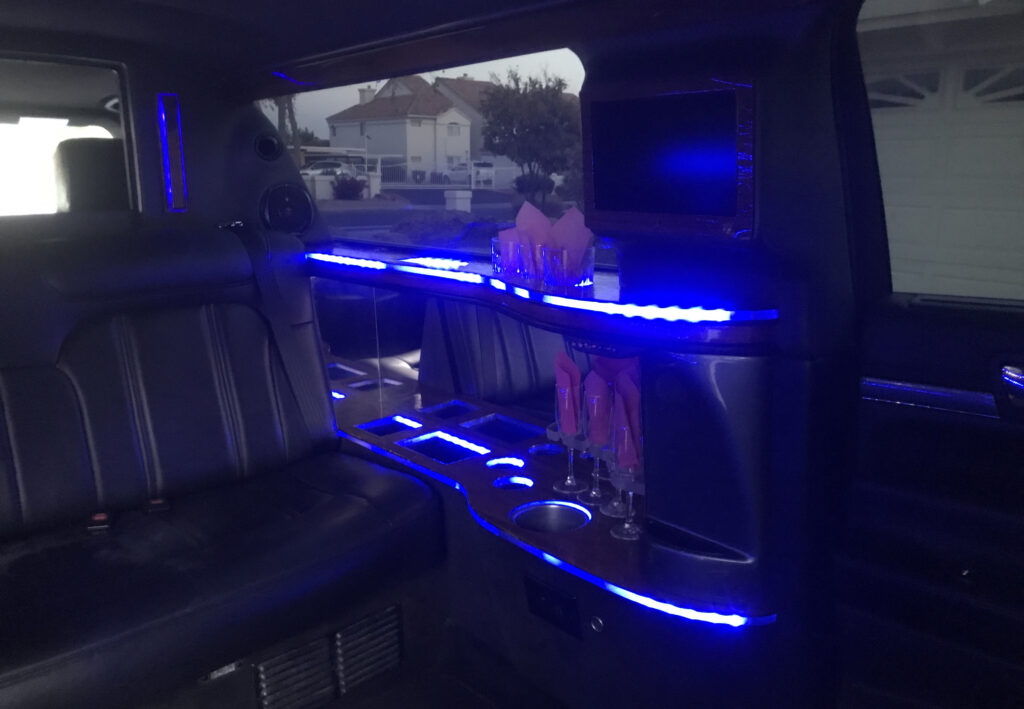 Lincoln Stretch Limousine interior